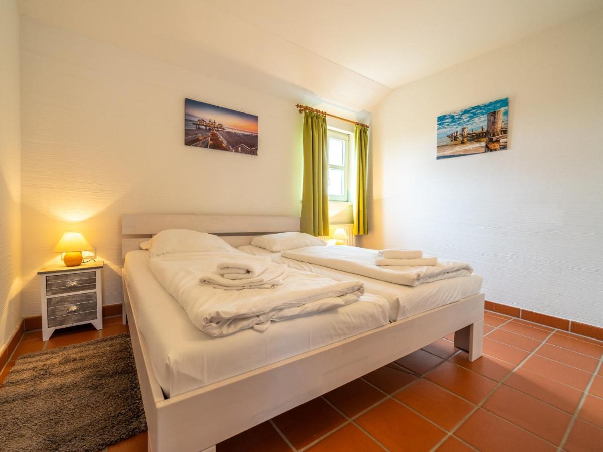 Feriendorf Rugana - Komfort Appartement Mit 2 Schlafzimmern Und Terrasse D03 Dranske Dış mekan fotoğraf